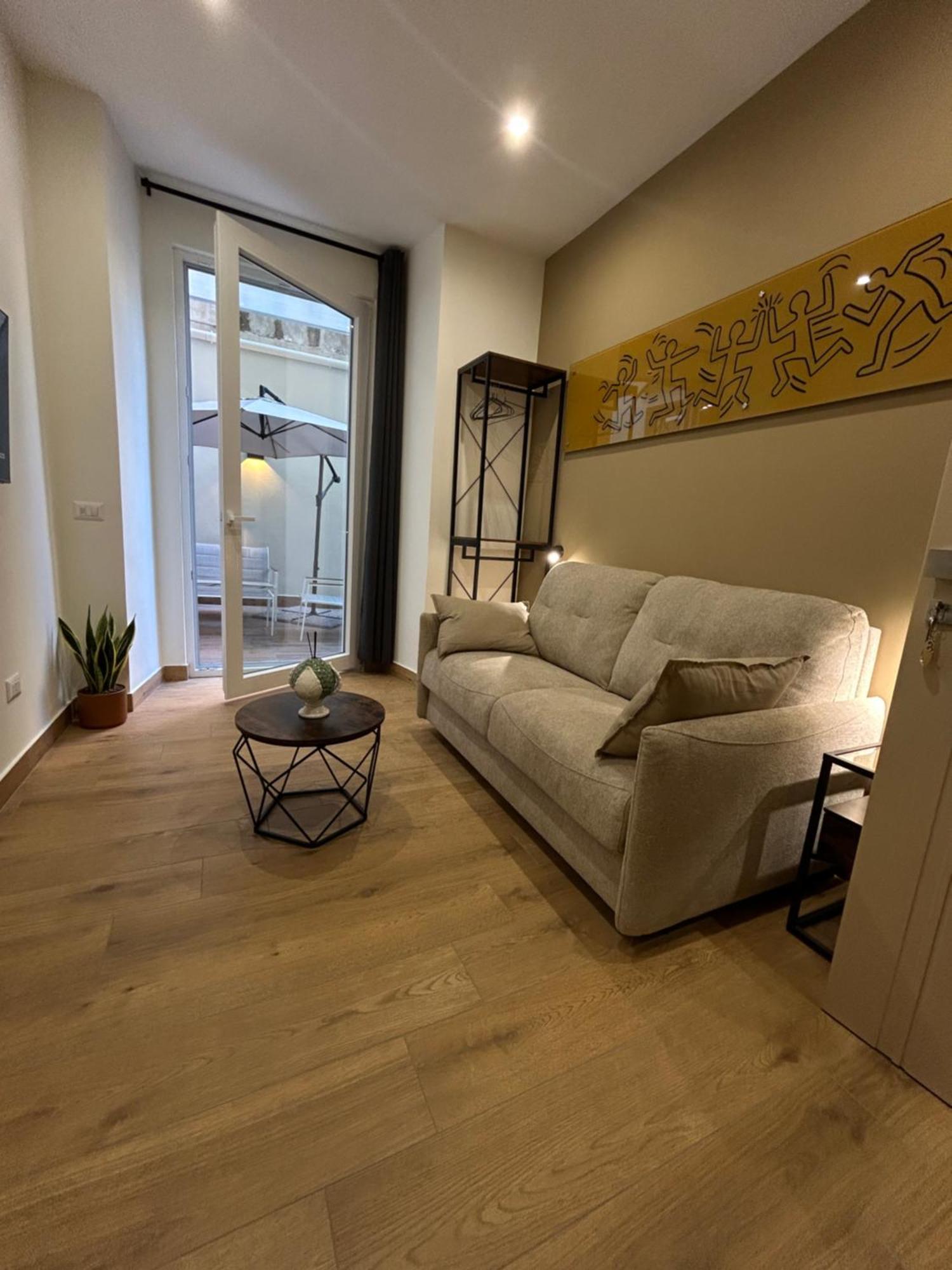 Somnia Luxury Rooms 나폴리 외부 사진