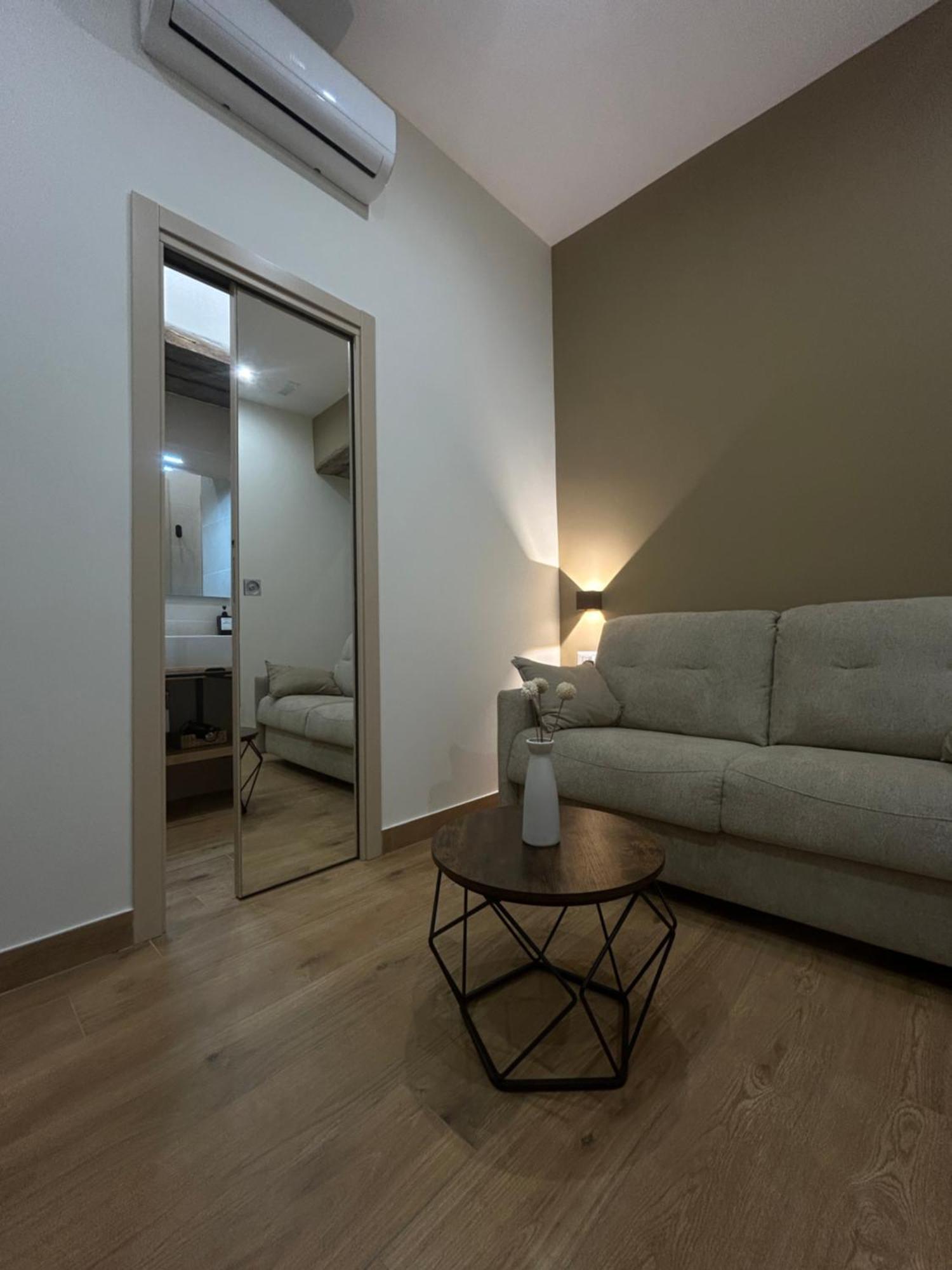 Somnia Luxury Rooms 나폴리 외부 사진